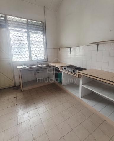 Taman Bagan single Story terrace near Bagan Specialist Butterworth 1