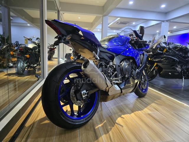 Yamaha r1 YAMAHA R1 Unregister - photo 3 of 10