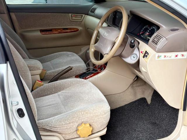 Toyota Corolla Altis 1.6 A Facelift - 4
