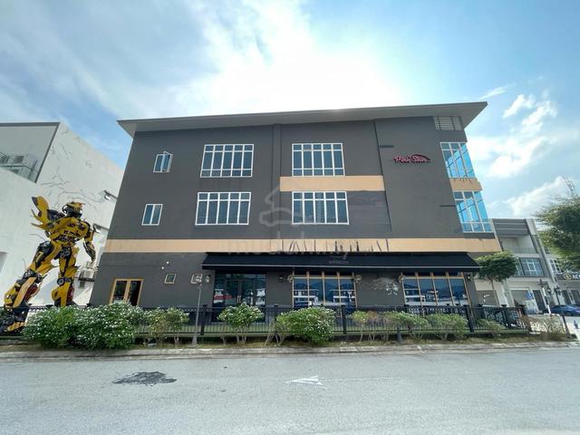 2 Units 3 Storey Shop Lots For Sale in Batu Pahat 1