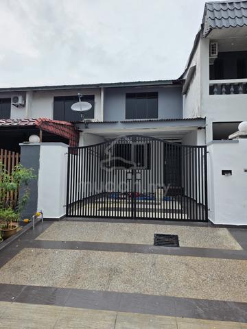 Johor Jaya Jalan Teratai Double Storey House Renovated Near Aeon Tbrau 1