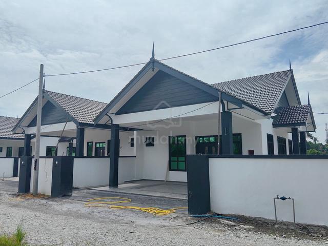 Rumah SEMI D CANTIK 2UNIT 1568KPS PEKAN BUKIT PAYUNG 1