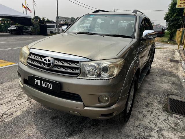 TOYOTA FORTUNER 2.7(A)V TRD sportivo VVT-I 4X4 SUV - 2