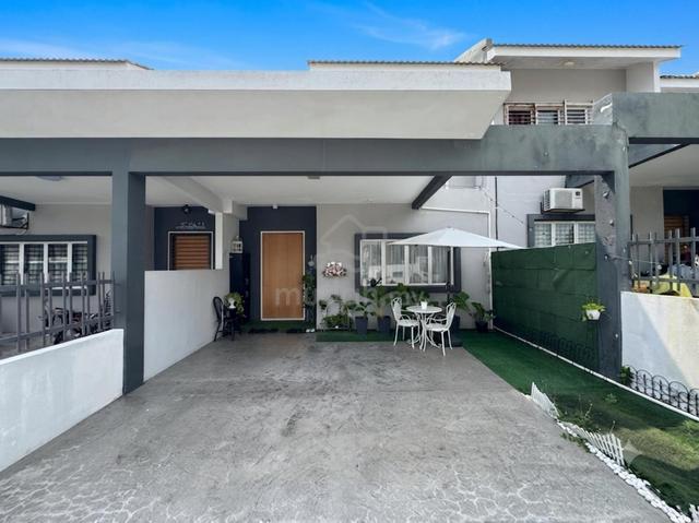 RENOVATED Double Storey Terrace House Laurel Laman View Cyberjaya 1