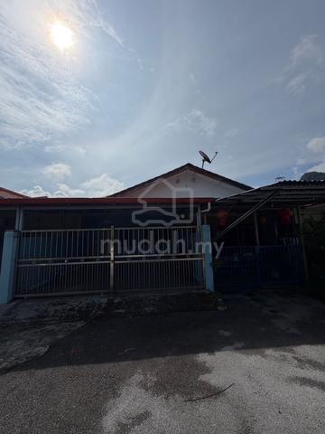 Taman Siniawan, Bau, 1 Tingkat Tengah 1