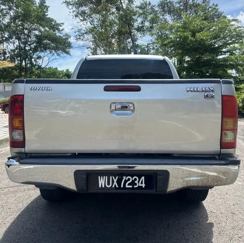 2010 Toyota HILUX 3.0 G DOUBLE CAB (A) - 4