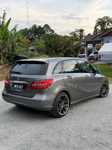 Mercedes Benz B-CLASS 1.6 200 BLUEEFCY SPRTS 2012 - 2