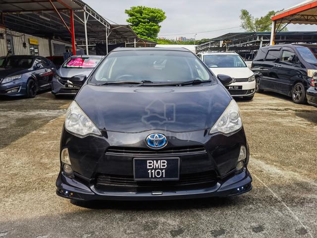 2013 Toyota PRIUS C 1.5 TRD SPORTIVO (HYBRID) - 4