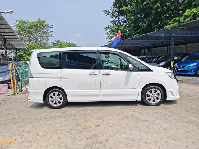 2013 Nissan SERENA FULL SPEC 2.0 (AUTO) - 2