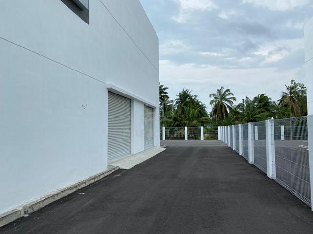 Semi Detached Factory Warehouse[BATU KAWAN VALDOR] Good Condition Unit 3