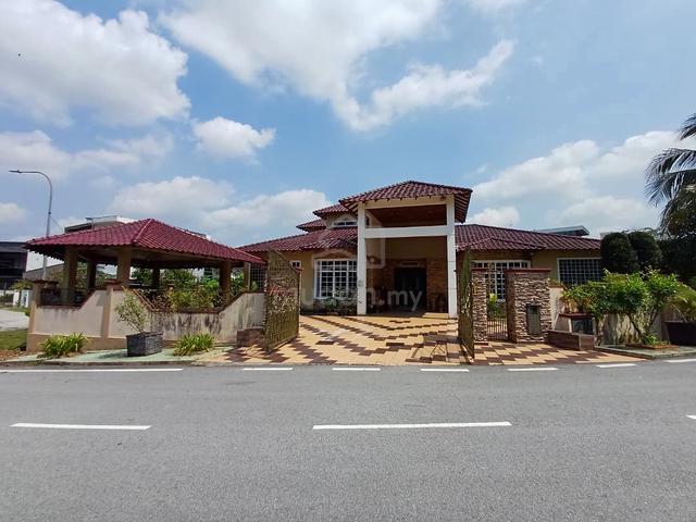 1½-Storey Bungalow Kota Damansara Corner Lot 9,375 Sqft + Large Garden 1