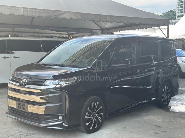 NEW FACELIFT 10K MILEAGE 2023 Toyota NOAH 2.0 SZ - 2