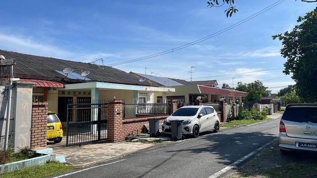 Bilik Luas dan Selesa untuk Wanita Muslimah di Pontian 1