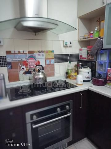 saujana apartment 1