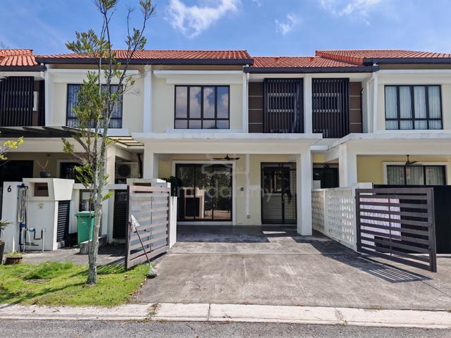 Facing Open+Backyard Besar Double storey Puisi Alam Sari 1