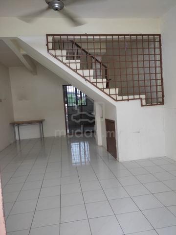 Medium cost Air Putih 1