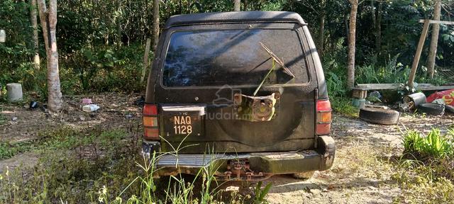 1997 Mitsubishi PAJERO 2.6 (M) - 1
