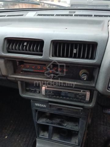 1995 Nissan SUNNY 1.5 SENTRA (M) - 5