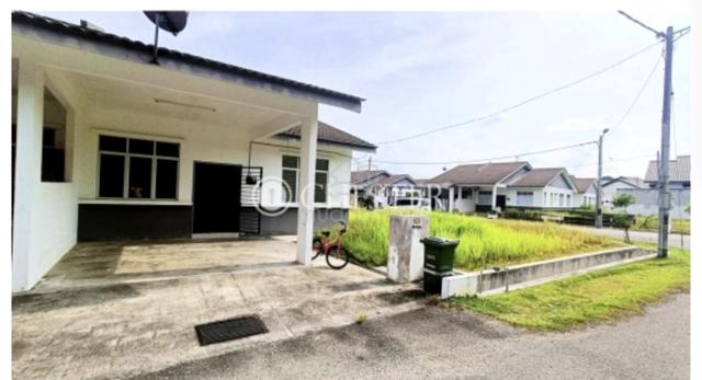 RUMAH CORNER LOT UNTUK DIJUAL – LOKASI MANTAP di Triang Pahang! ✨ 1