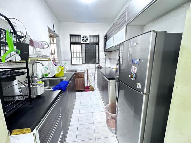 Taman Kristal 1