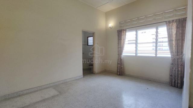 Canning Garden / 1 Storey Semi-D / Freehold / 35 X 80' / 3R2B / Aeon 4