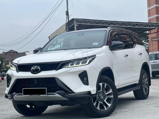 2022 Toyota FORTUNER 2.8 VRZ FACELIFT 4X4 CAR KING - 1
