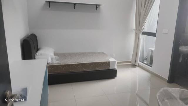 Midlands city cheap studio room for rent 1
