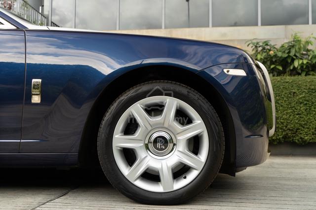 Rolls Royce Ghost SWB 6.6L V12 2012 - 3