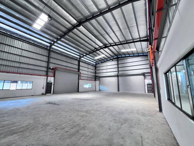 SERI ALAM LIGHT INDUSTRIAL CORNER 400AMP Detached Factory FOR RENT 1