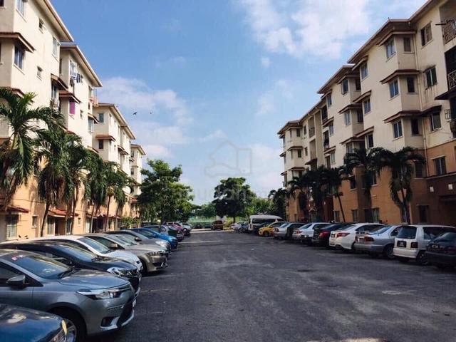 Pangsapuri Seri Suria (Bukit Kemuning) 1