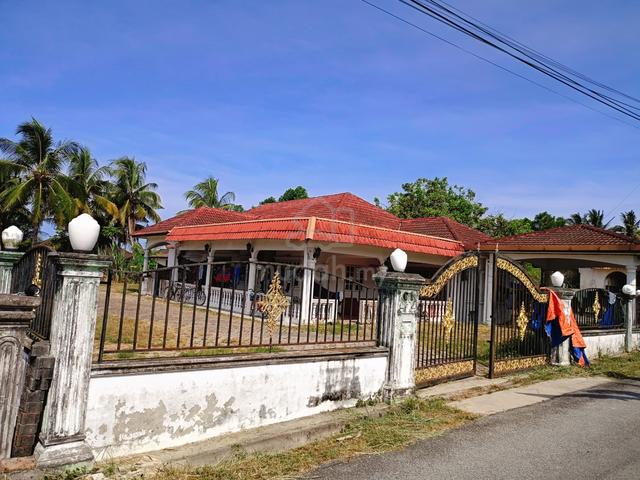 Tanah dengan banglo Sendayan Negeri Sembilan 1