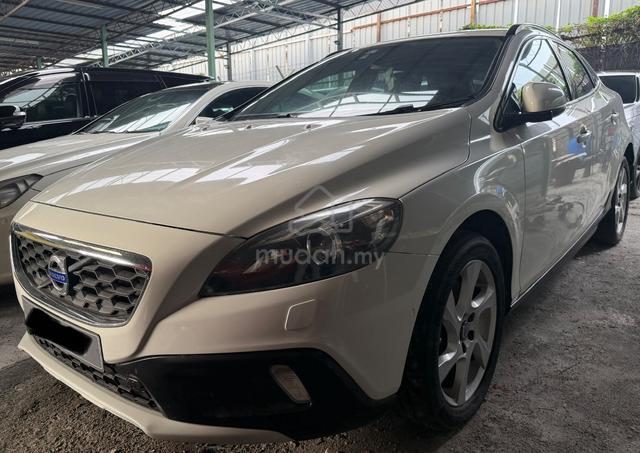 2015 Volvo V40 2.0 CROSS COUNTRY T5 (A) 1YR WARNTY - 2