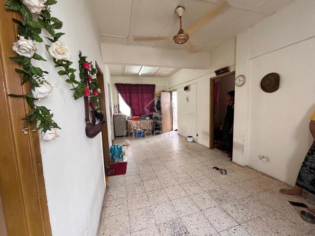Dahlia Apartment 1