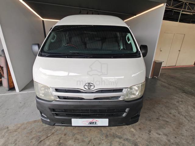 2012 Toyota Hiace window van 2.5 - 2