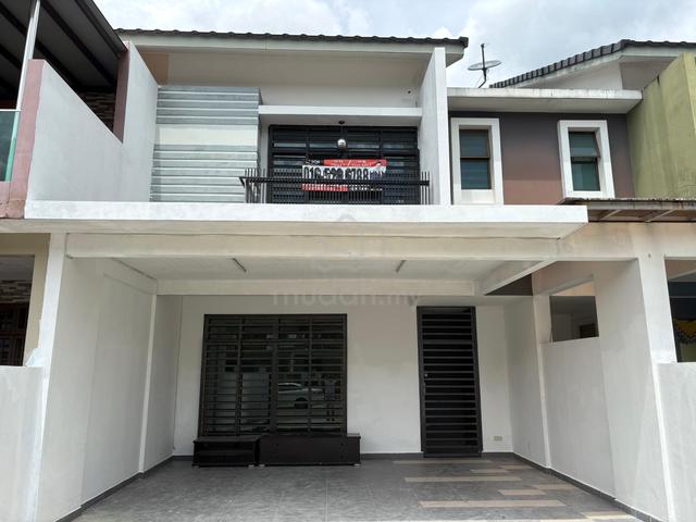 Damansara Aliff Tampoi Double Storey Terrace House 1