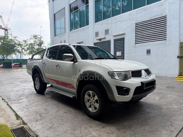 2011 Mitsubishi TRITON 2.5 4x4 Auto - 1