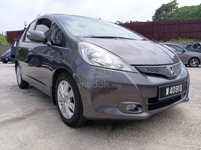 Honda JAZZ 1.5 FACELIFT (A) Tiptop Loan Available - 1