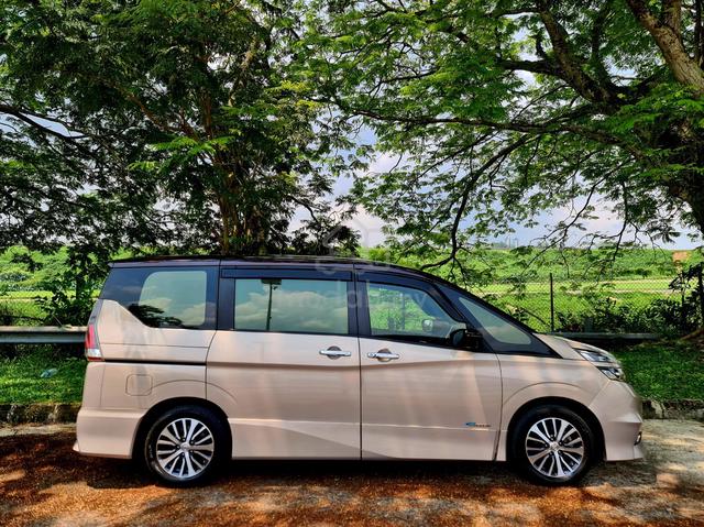 Nissan Serena 2.0 S-HEV Premium HighwayStar 87k KM - 3