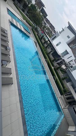 Broadleaf Residences 3-Storey Semi-Detached in Kota Kemuning 1