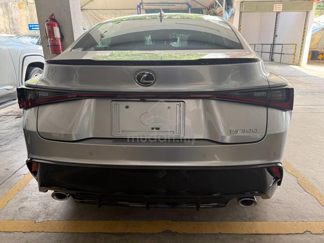 13641 2023 Lexus IS300 2.0 F-SPORT (A) UNREG - 3