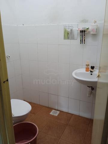 Teres 1 Tingkat di Sg Siput untuk di JUAL Taman Kledang, 5