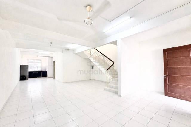 Tebrau Ria Desa Tebrau 2 Storey House 20x70sqft Unblock View Near Aeon 1