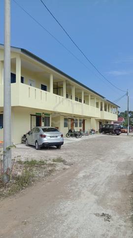 Fully aircond, settie, quuen bed 1