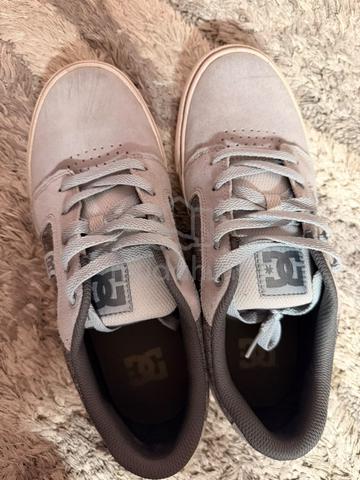 Kasut DC original Size 8 UK - photo 2 of 2