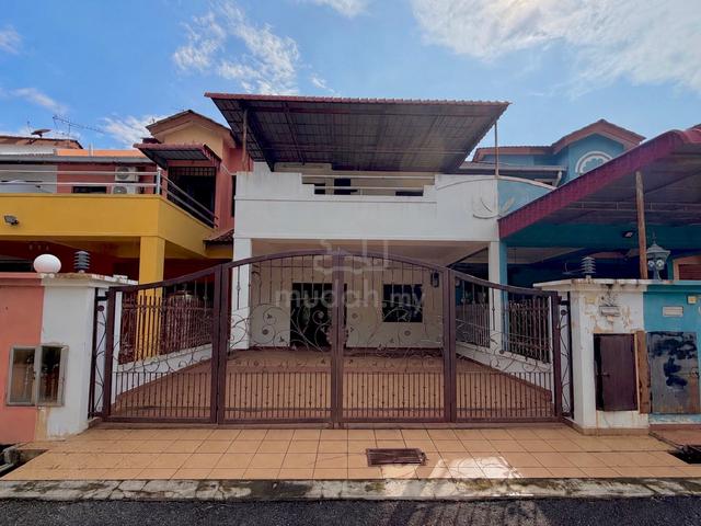 RENOVATED Teres 2 Tingkat Taman Ozana Impian, Ayer Keroh, Melaka 1