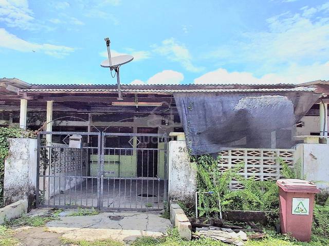 250k ONLY! RENOVATED Single Storey Terrace House Jenjarom 1