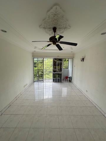 Desa Golf Condominium 1