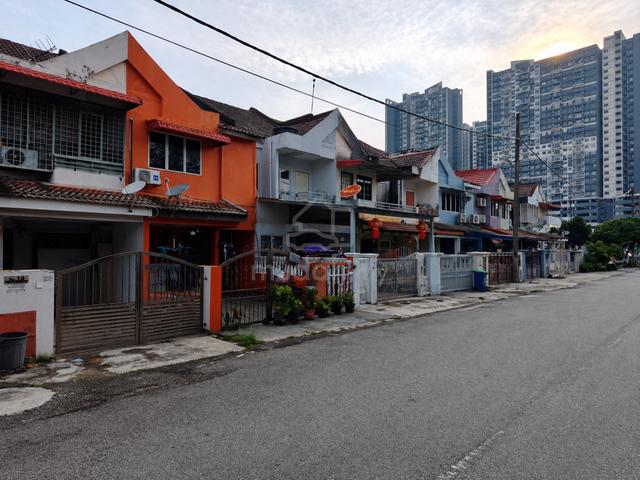 Non Bumi Unit Facing Open, Xtra Parking🏡2-Storey Taman Puchong Intan 1