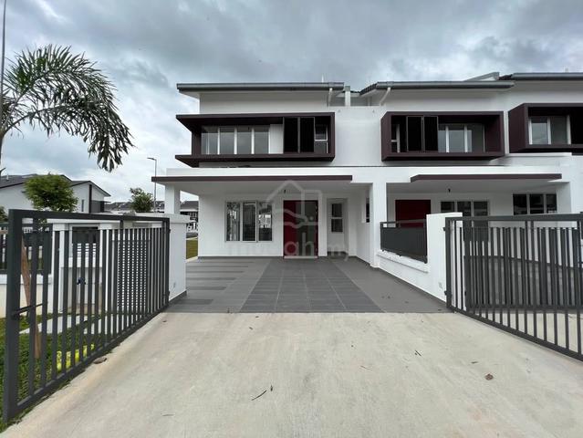 Corner Lot 2 Storey Terrace @ Starling Bandar Rimbayu 1