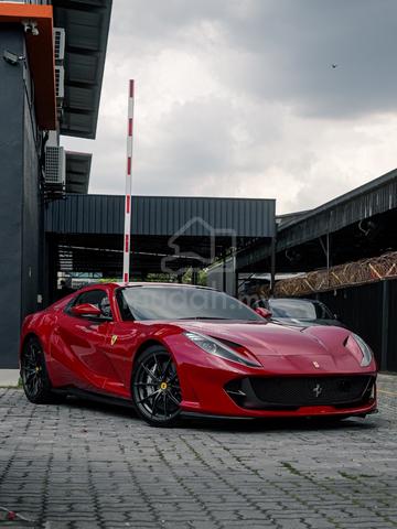 2021 Ferrari 812 6.5 SUPERFAST (A) - 1